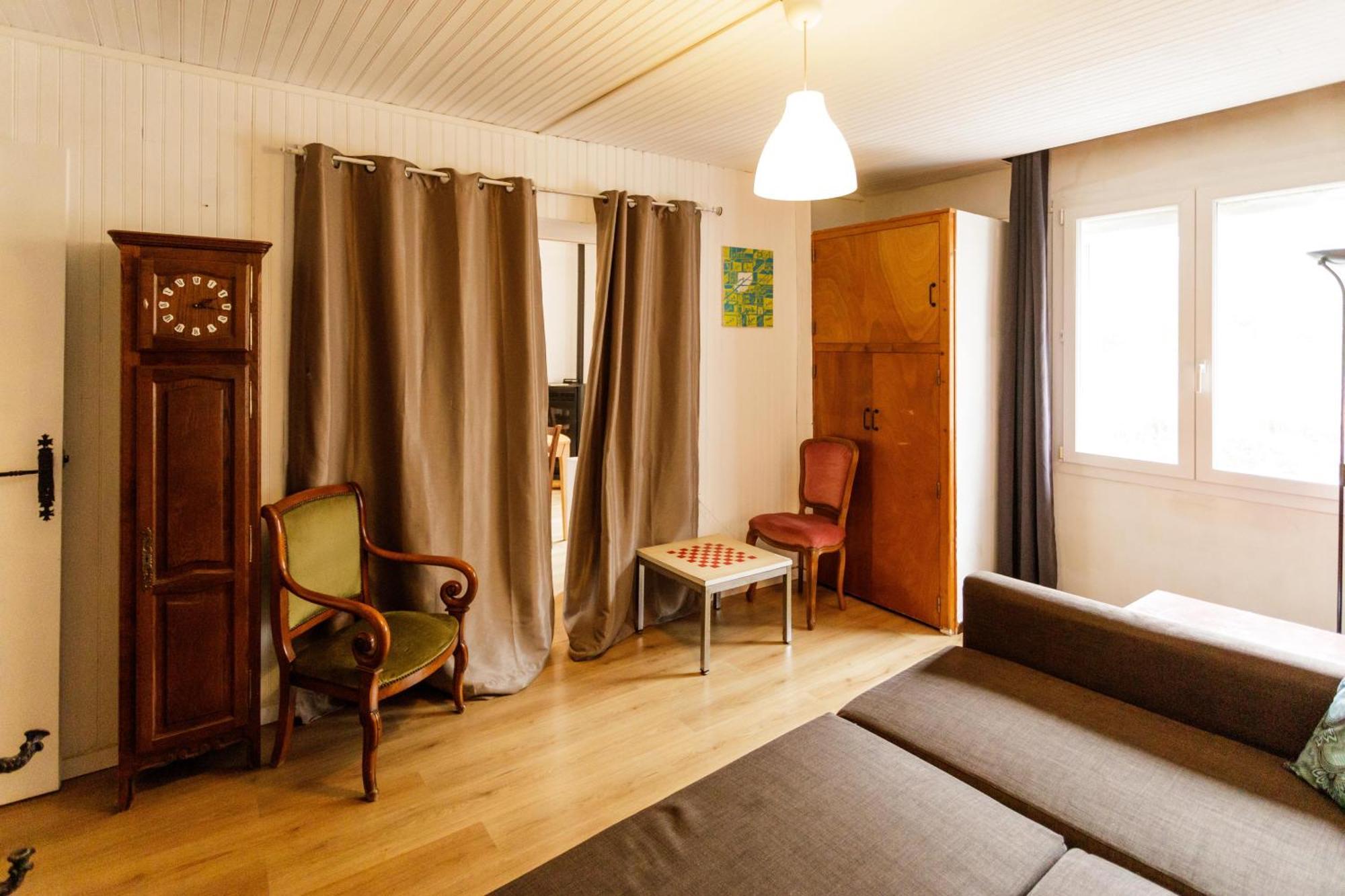 Gite Rue Tranquille Padern Exterior foto